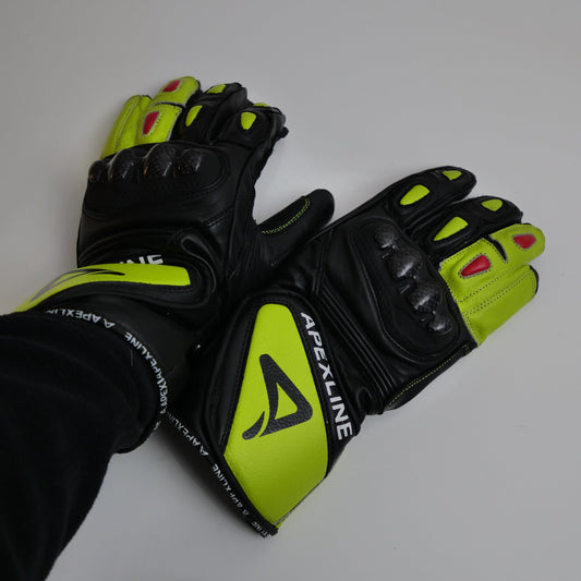 Beide APEXLINE-Handschuhe nebeneinander liegend, zeigt das komplette Design von oben.